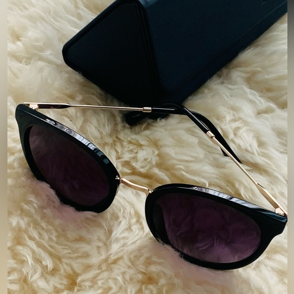 ELLE - sunglasses - Picture 3 of 9